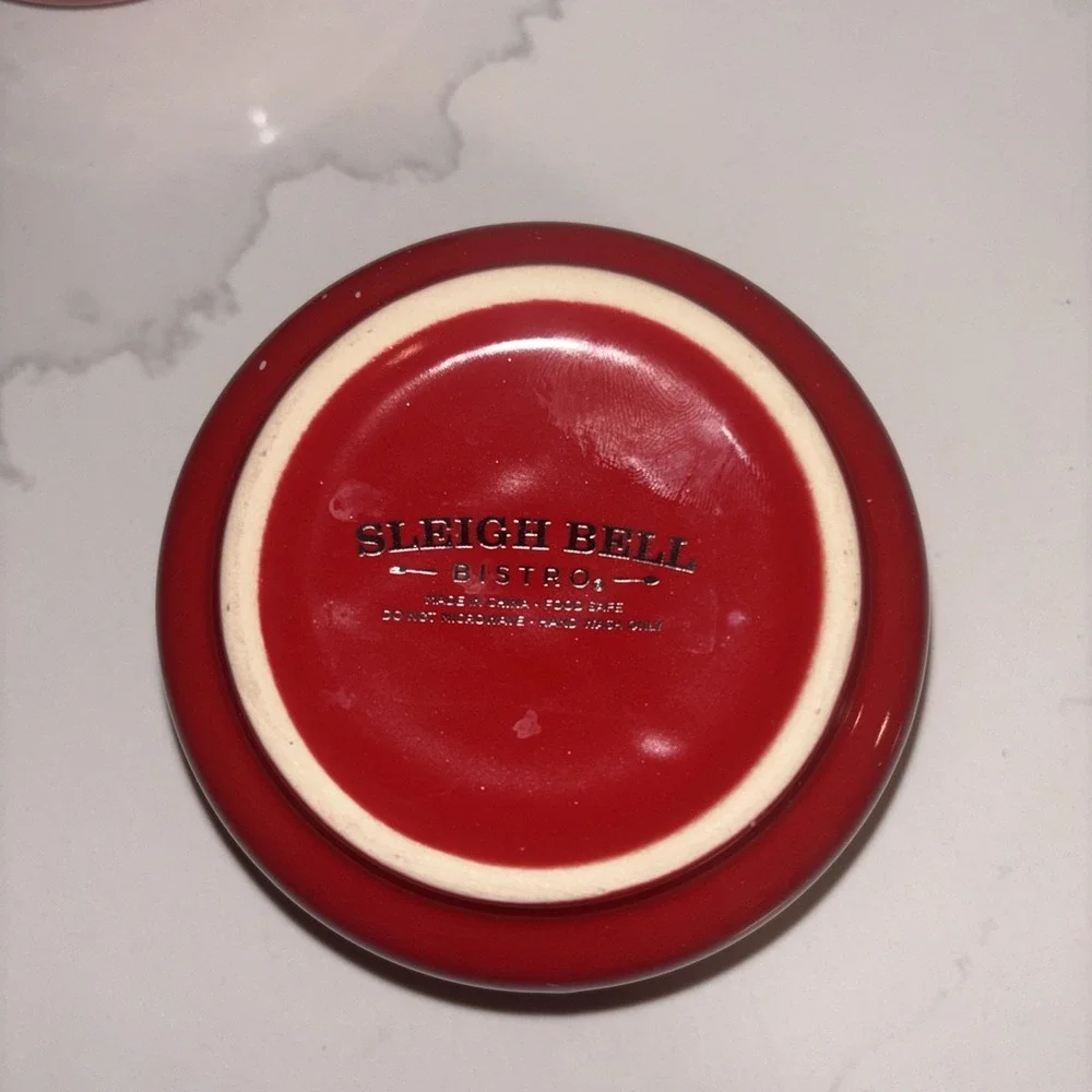 Sleigh Bell Bistro Measuring Cups Red Stackable‎ 1c, 1/2c 1/3c 1/4c Set of 4